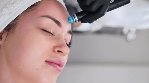 Ideal Candidate for HydraFacial Treatment